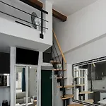 Charmant studio près des Champs-Élysées